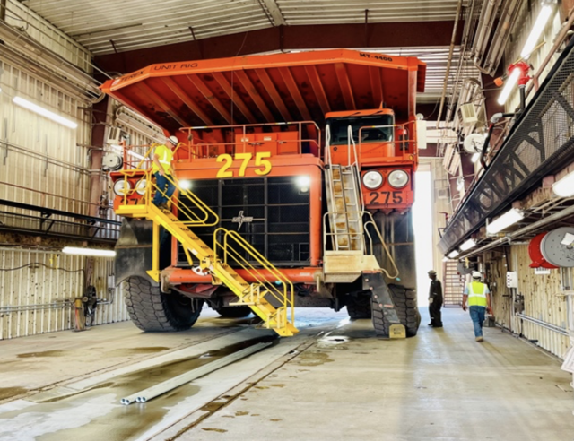 Washing Haul Trucks Mining Industry