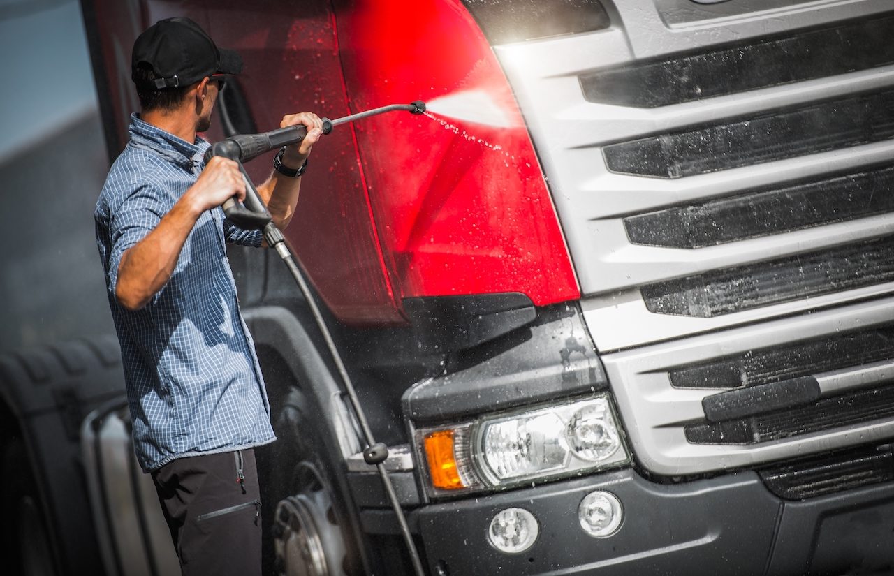 pressure-washing-1280x825.jpg